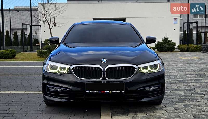 Седан BMW 5 Series 2017 в Мукачево