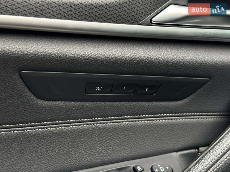 Седан BMW 5 Series 2020 в Киеве