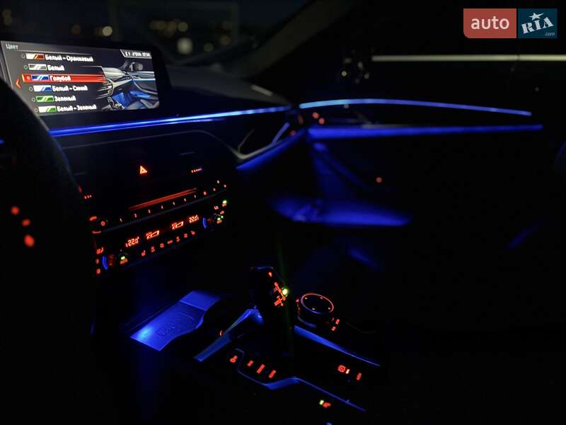 Седан BMW 5 Series 2017 в Мукачево