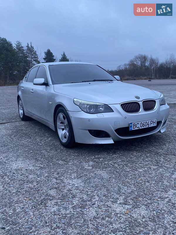 Седан BMW 5 Series 2004 в Новояворовске фото 2 Седан BMW 5 Series 2004 в Новояворовске