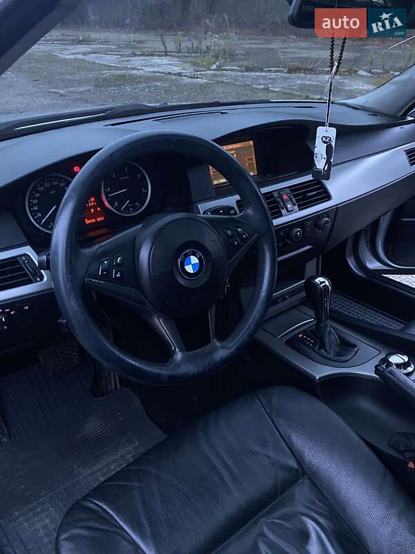 Седан BMW 5 Series 2004 в Новояворовске фото 7 Седан BMW 5 Series 2004 в Новояворовске