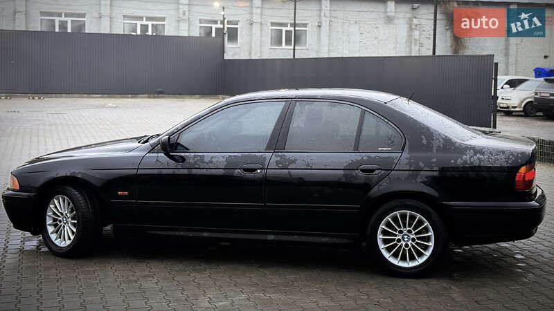 Седан BMW 5 Series 2003 в Львове