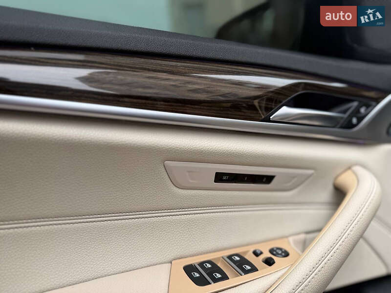 Седан BMW 5 Series 2018 в Кам'янець-Подільському