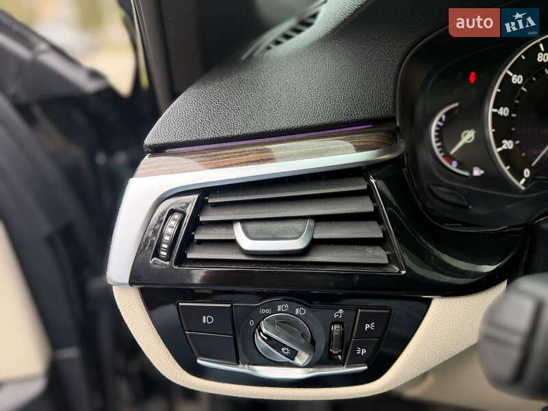 Седан BMW 5 Series 2018 в Кам'янець-Подільському