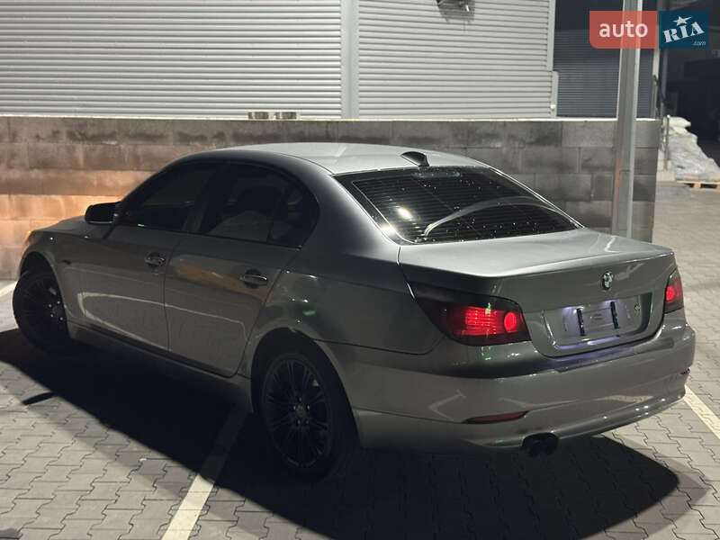 Седан BMW 5 Series 2007 в Сарнах