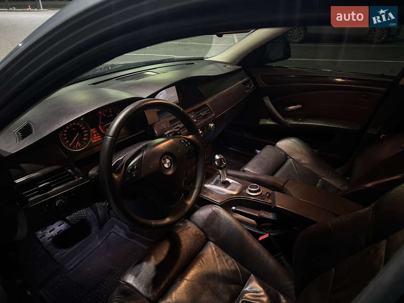 Седан BMW 5 Series 2007 в Сарнах