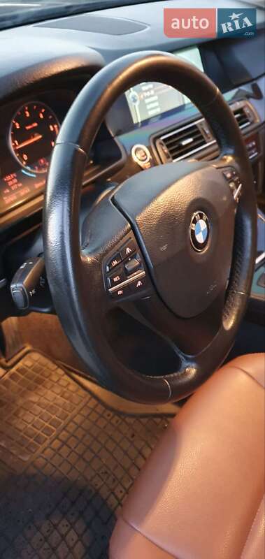 Седан BMW 5 Series 2012 в Івано-Франківську