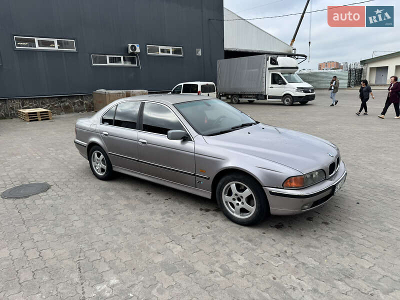 BMW 5 Series 1999