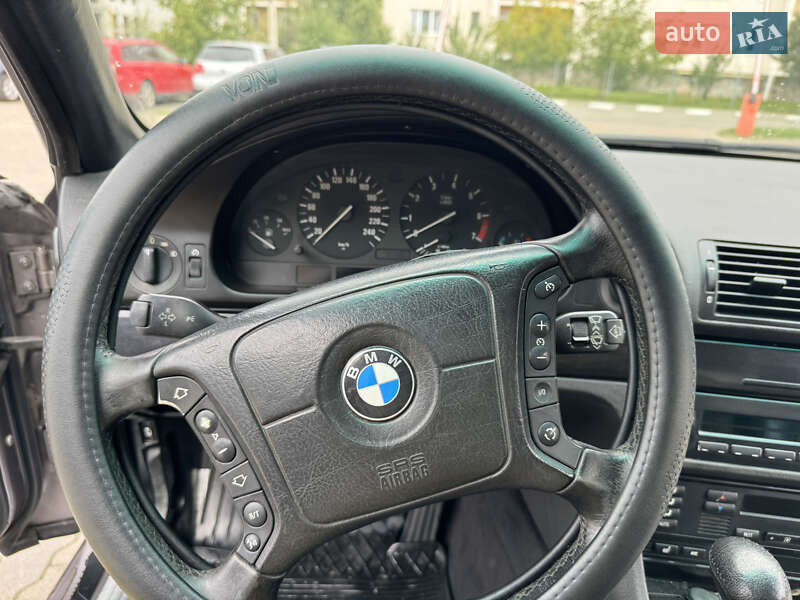 Седан BMW 5 Series 1999 в Стрию