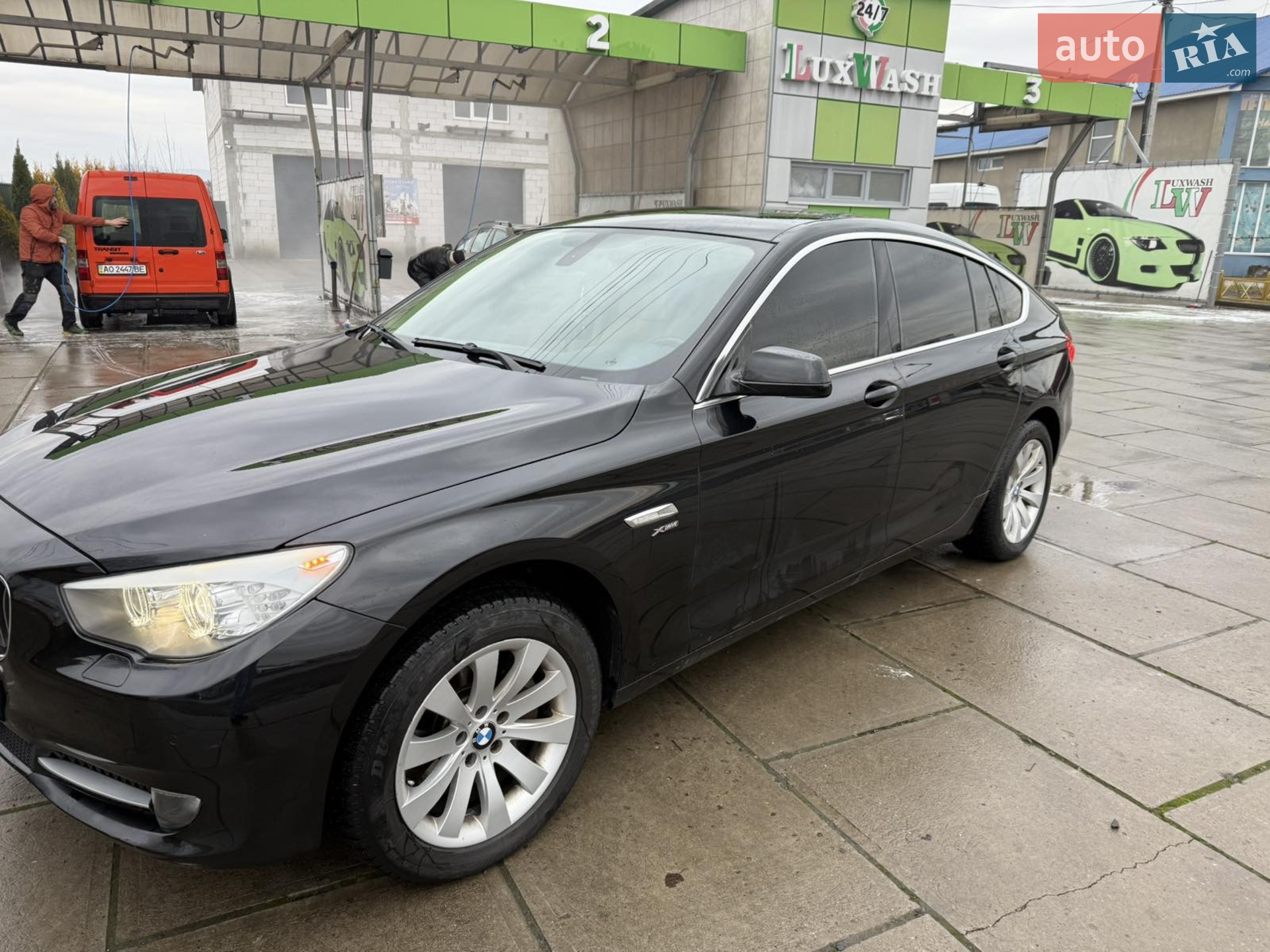 2010 BMW 5er - мініатюра 5