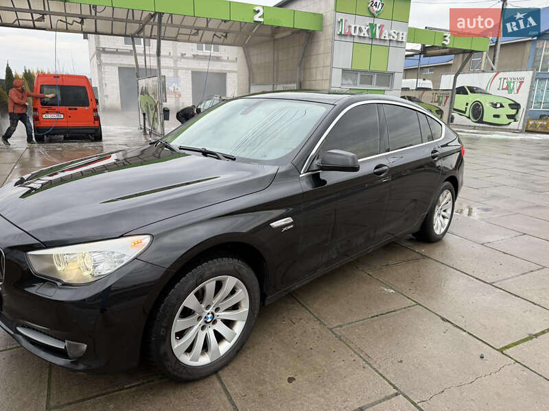 Лифтбек BMW 5 Series 2010 в Хусте