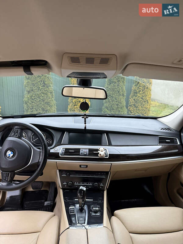 Лифтбек BMW 5 Series 2010 в Хусте