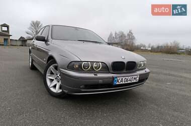 Седан BMW 5 Series 2002 в Иванкове