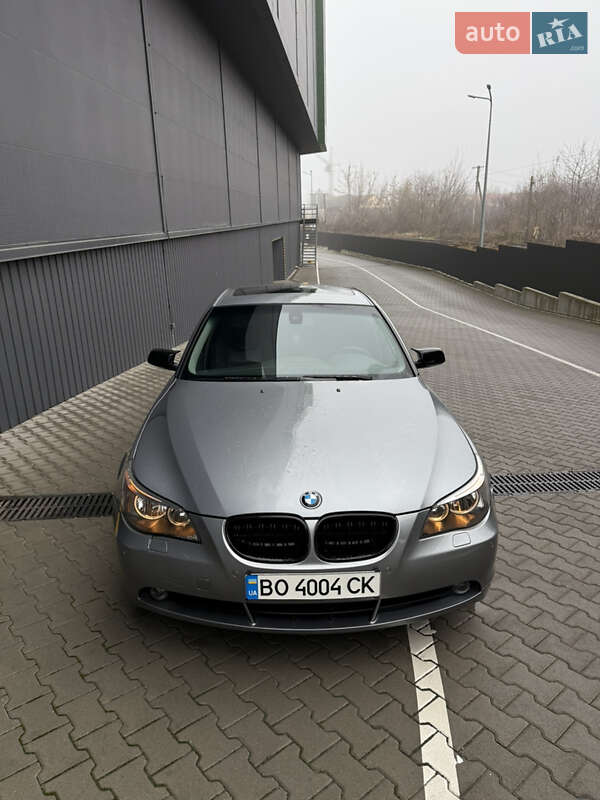 Седан BMW 5 Series 2004 в Тернополе