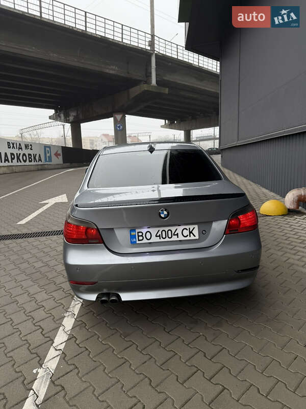 Седан BMW 5 Series 2004 в Тернополе