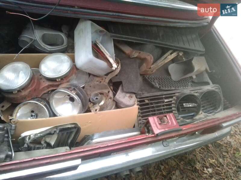 Седан BMW 5 Series 1981 в Киеве