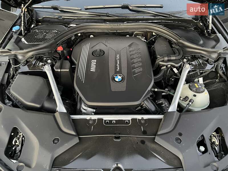 Седан BMW 5 Series 2018 в Вінниці