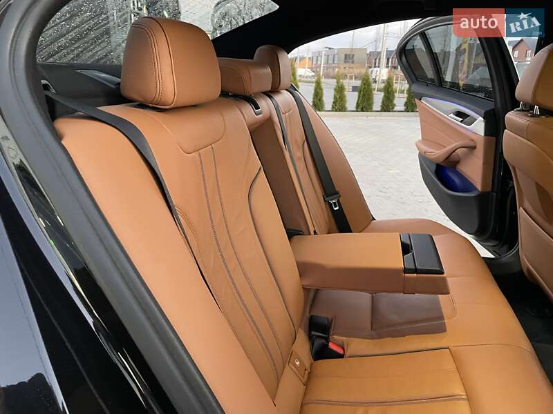 Седан BMW 5 Series 2018 в Вінниці