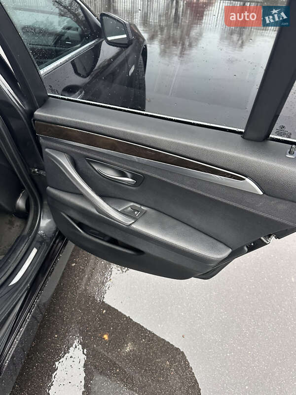 Седан BMW 5 Series 2011 в Чернигове