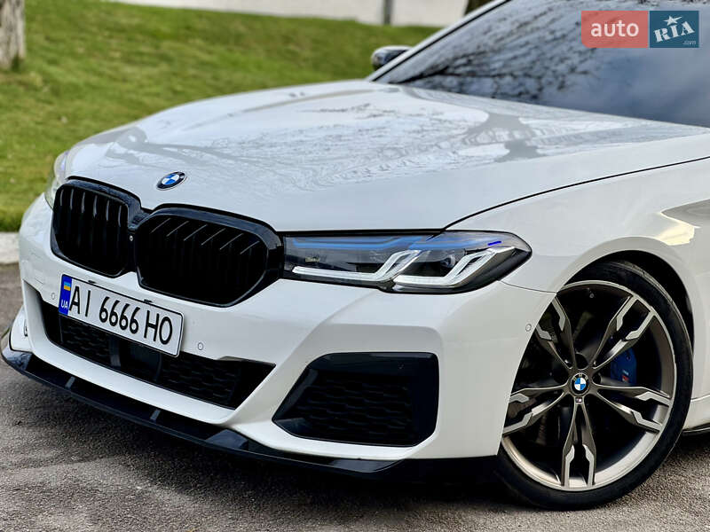 Седан BMW 5 Series 2017 в Дніпрі
