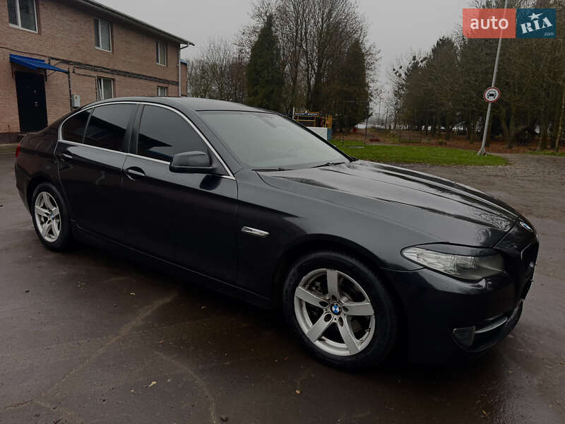 Седан BMW 5 Series 2012 в Киеве