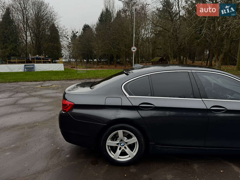 Седан BMW 5 Series 2012 в Киеве