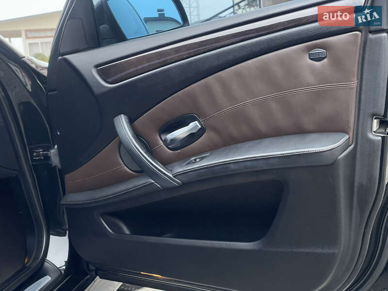 Седан BMW 5 Series 2008 в Дрогобыче