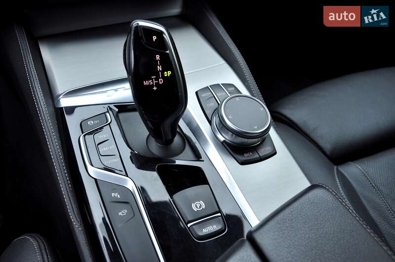 Седан BMW 5 Series 2018 в Львове фото 34 Седан BMW 5 Series 2018 в Львове