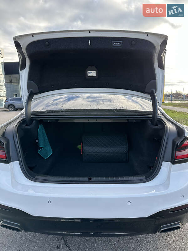 Седан BMW 5 Series 2017 в Харкові