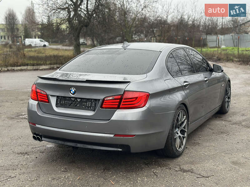 Седан BMW 5 Series 2010 в Полтаві
