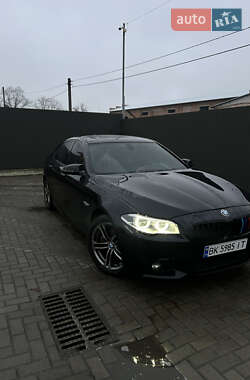 Седан BMW 5 Series 2014 в Сарнах