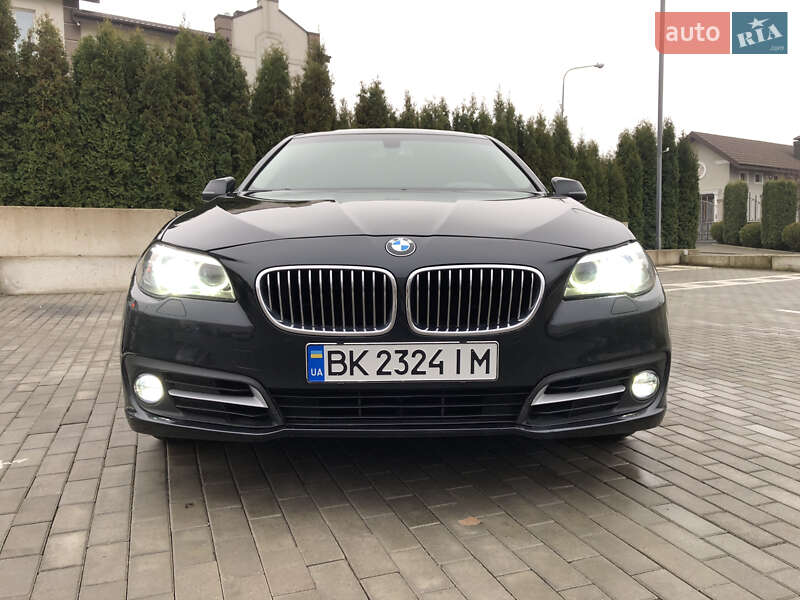 Седан BMW 5 Series 2014 в Ровно