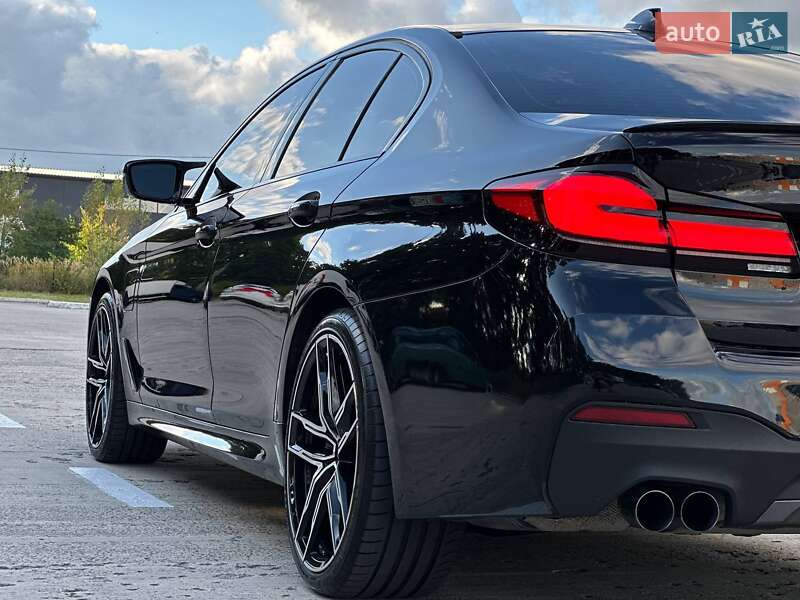 Седан BMW 5 Series 2018 в Киеве