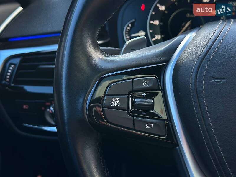 Седан BMW 5 Series 2018 в Киеве