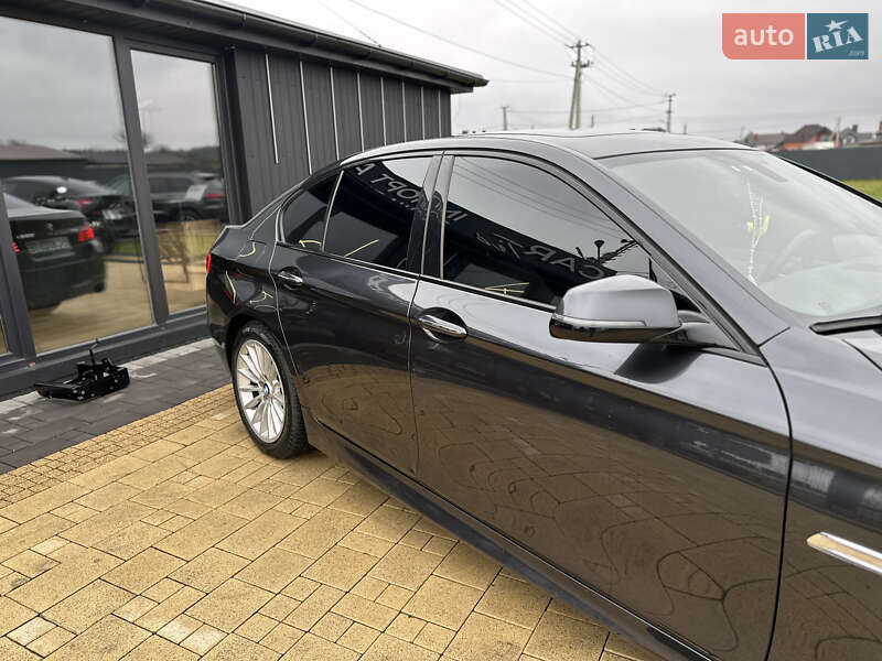 Седан BMW 5 Series 2013 в Львове фото 5 Седан BMW 5 Series 2013 в Львове