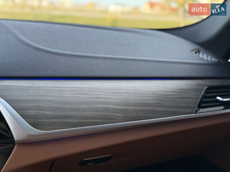 Седан BMW 5 Series 2020 в Стрые фото 124 Седан BMW 5 Series 2020 в Стрые