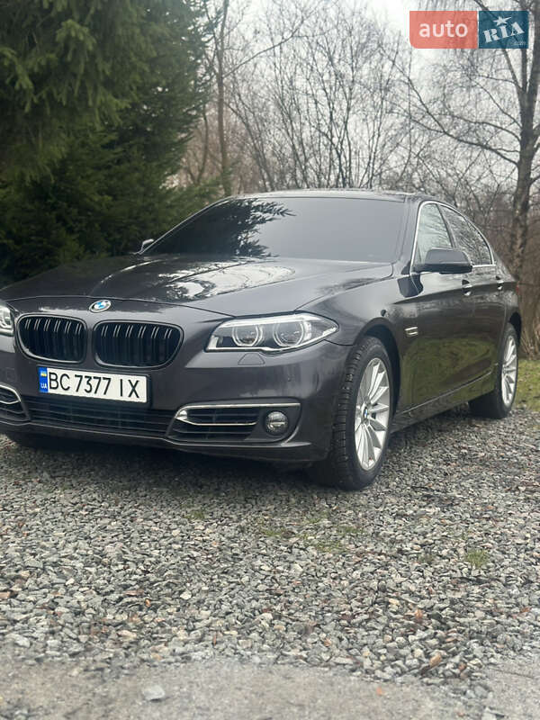Седан BMW 5 Series 2014 в Львове