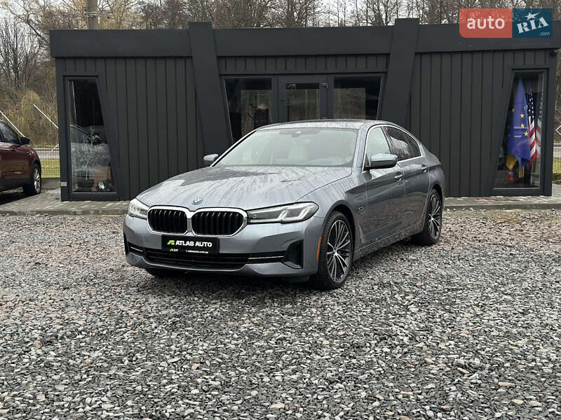BMW 5 Series 2021