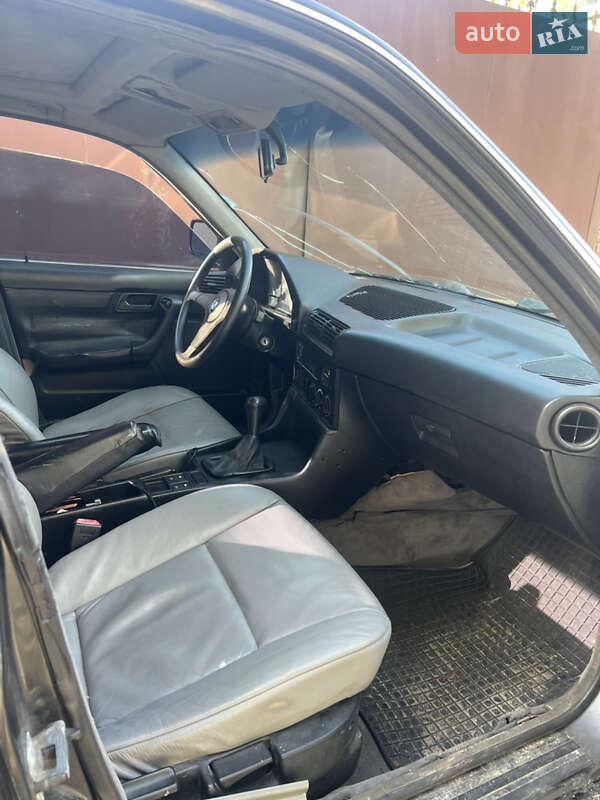 Седан BMW 5 Series 1989 в Киеве фото 5 Седан BMW 5 Series 1989 в Киеве