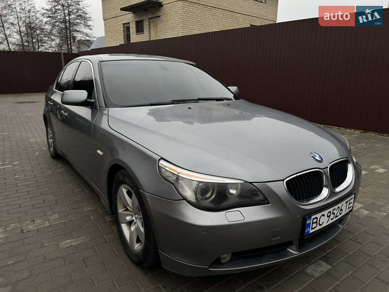 BMW 5 Series 2003