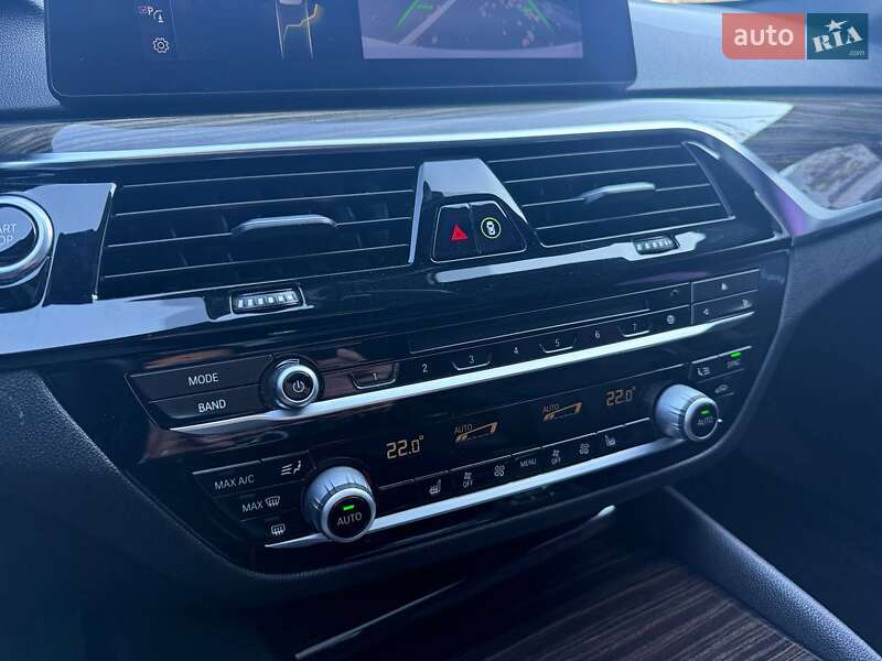 Седан BMW 5 Series 2018 в Киеве