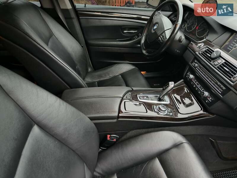 Седан BMW 5 Series 2010 в Миргороде фото 42 Седан BMW 5 Series 2010 в Миргороде