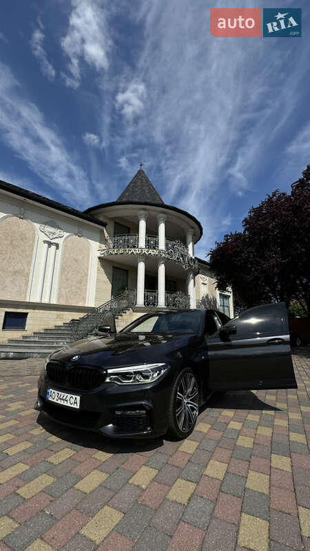 Седан BMW 5 Series 2017 в Мукачевому