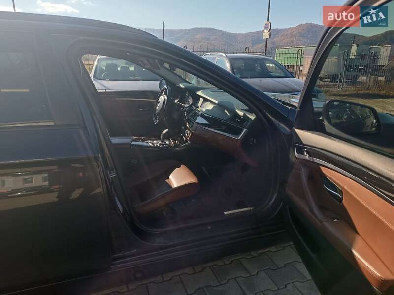 Универсал BMW 5 Series 2012 в Хусте