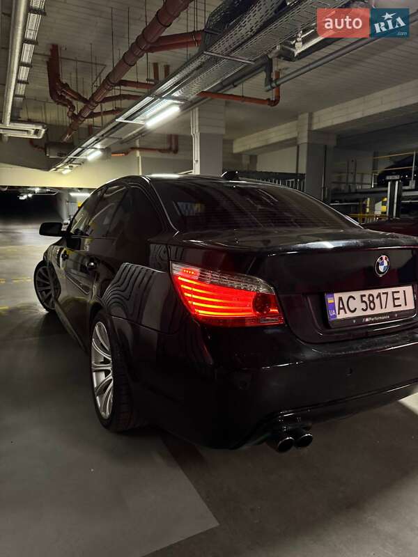 Седан BMW 5 Series 2007 в Луцьку