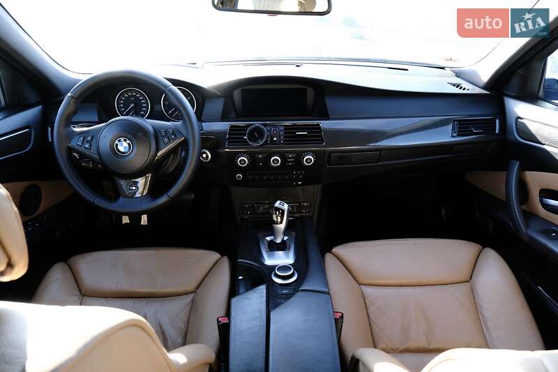 Седан BMW 5 Series 2007 в Луцьку
