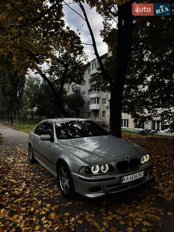 BMW 5 Series 2002 BMW 5 Series 2002