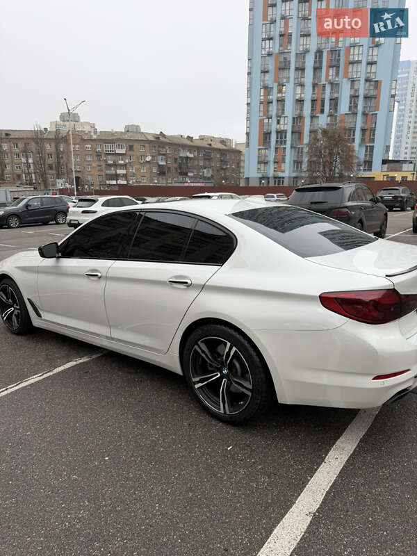 Седан BMW 5 Series 2017 в Киеве фото 9 Седан BMW 5 Series 2017 в Киеве