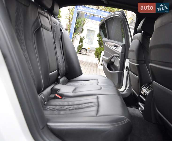 Седан BMW 5 Series 2018 в Одессе