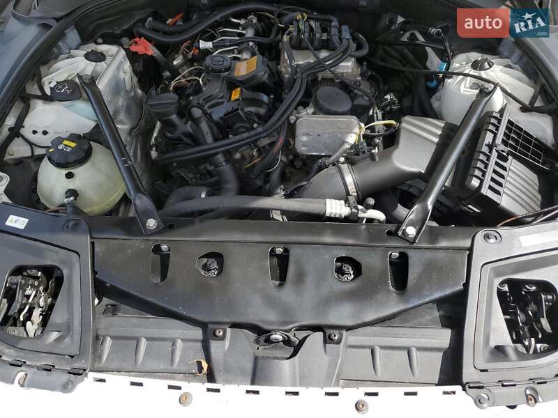 Седан BMW 5 Series 2015 в Дніпрі